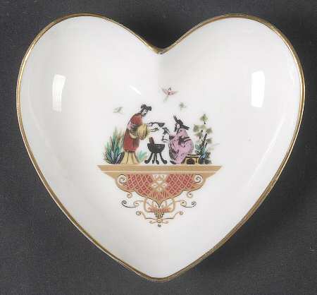 3858 by Royal Worcester