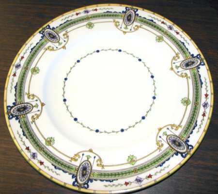 C1033 by Royal Worcester