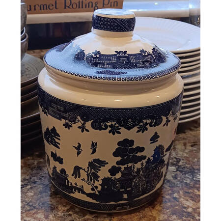 Blue Willow Medium Canister & Lid