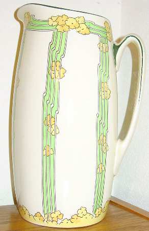 V2980 by Royal Doulton