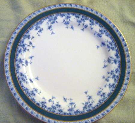W5124 by Royal Worcester