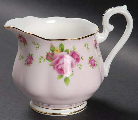 New Country Roses Pink Creamer