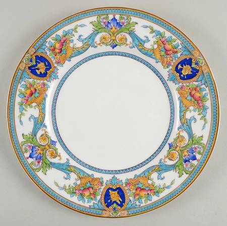 C1132 by Royal Worcester