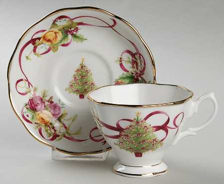 Old Country Roses (Christmas Tree) Footed Cup & Saucer Set