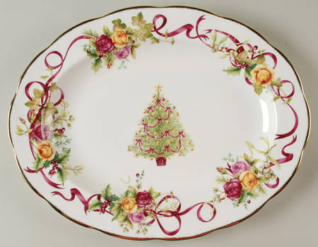 Old Country Roses (Christmas Tree) 13" Oval Serving Platter