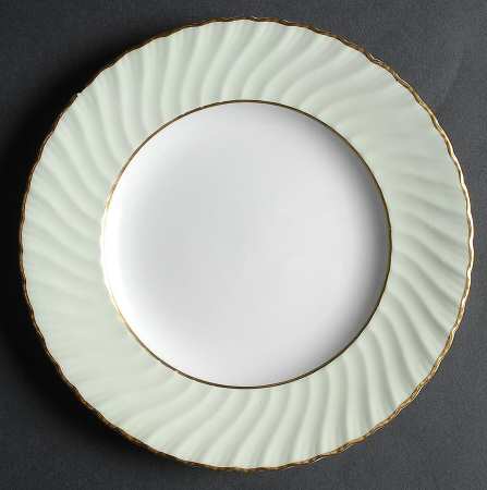 Z2557 by Royal Worcester