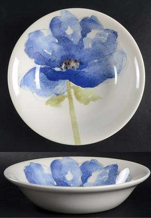 Blue Poppy 9" Round Vegetable Bowl