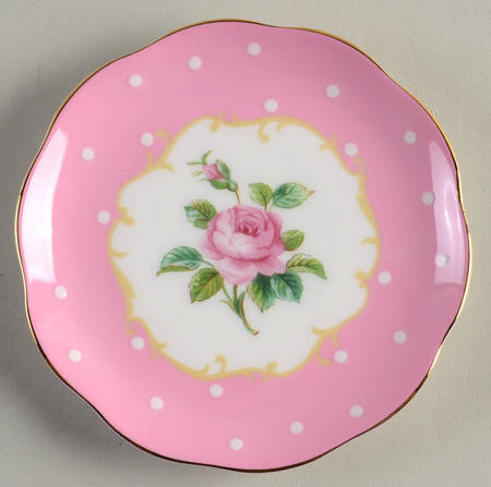 Cheeky Pink Tidbit Plate