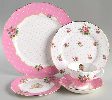 Cheeky Pink 40 Piece Estate Set
