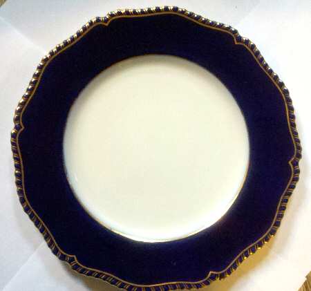 Z2138 by Royal Worcester