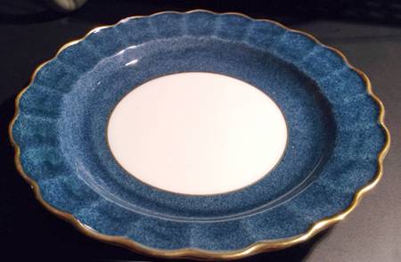 C1713 by Royal Worcester