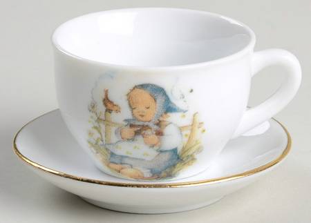 He Loves Me? Flat Toy Cup and Saucer Set