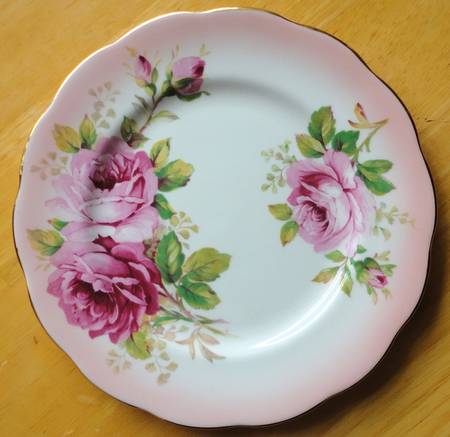 ROA288 Salad Plate