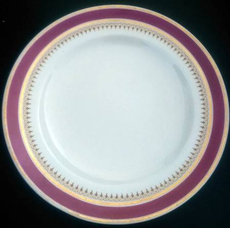 9018 by Royal Worcester