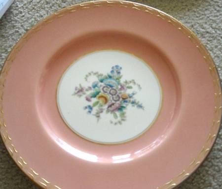 RW324 by Royal Worcester