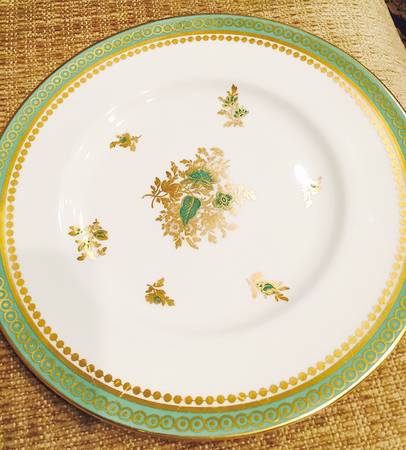 RW329 by Royal Worcester