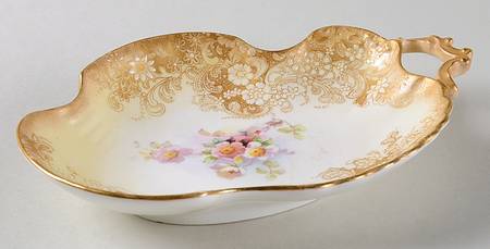 C4750 by Royal Doulton