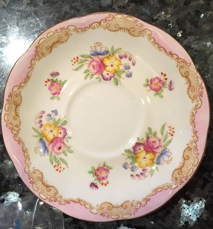 1121 Pink by Royal Albert