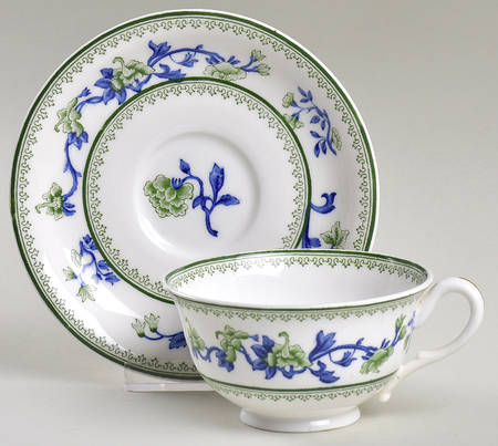 W8464-Green & Blue Footed Cup & Saucer Set