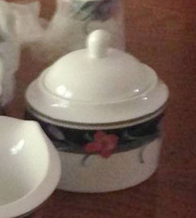 Antigua Sugar Bowl & Lid