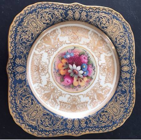RW339 by Royal Worcester