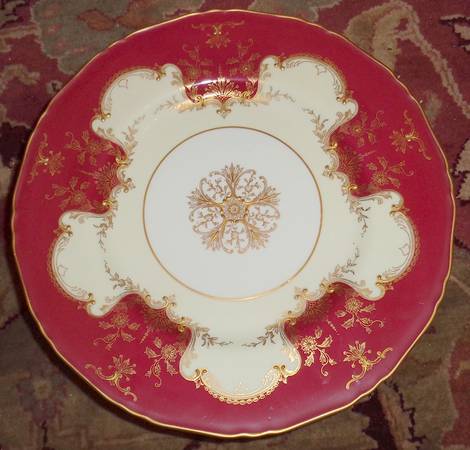 1268 by Royal Worcester