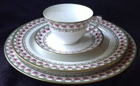 G4470 by Royal Worcester