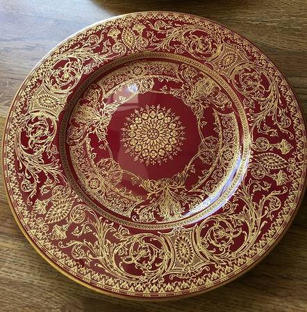 RW342 by Royal Worcester