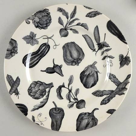Toile De Legumes Black Dinner Plate