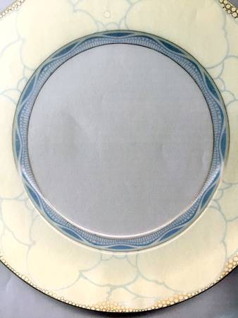 RW355 by Royal Worcester