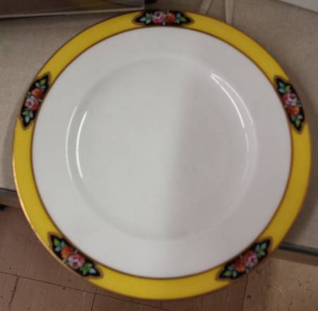 C1225 Yellow by Royal Worcester