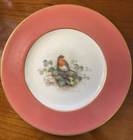 Z2038 Pink by Royal Worcester