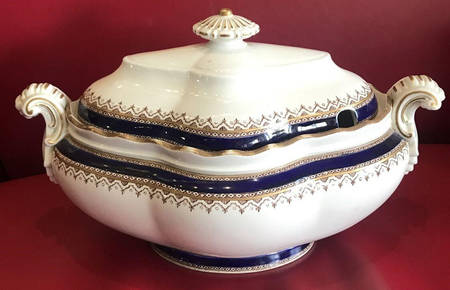 W4105 by Royal Worcester
