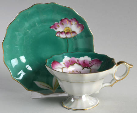 7865 Green Footed Cup & Saucer Set by Royal Carlton
