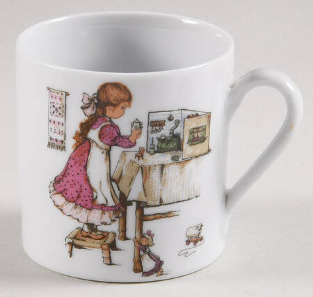 REU13 Child's Cup No Saucer