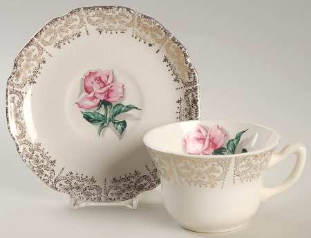 SAB10 Flat Cup & Saucer Set by Sabin