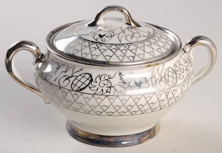 Intimite Sugar Bowl & Lid