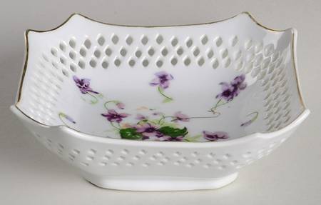 Sweet Violet 5" Square Bowl