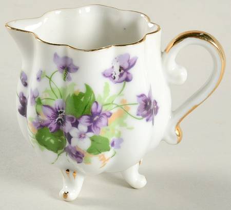 Sweet Violet Mini Creamer