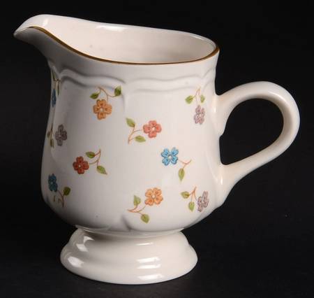 Avignon Creamer by Sango