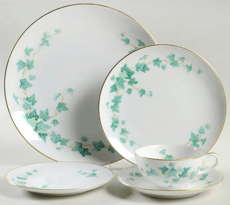 Caprice Green 5 Piece Place Setting