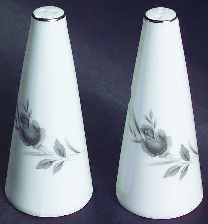 Darien Salt & Pepper Set