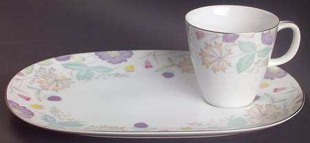 Fantasia (Platinum Trim) Snack Plate & Cup Set