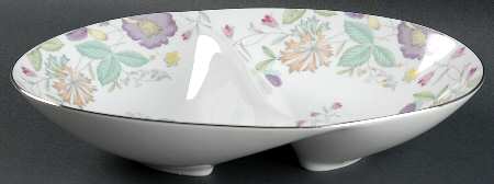 Fantasia (Platinum Trim) 11" Oval Divided Vegetable Bowl