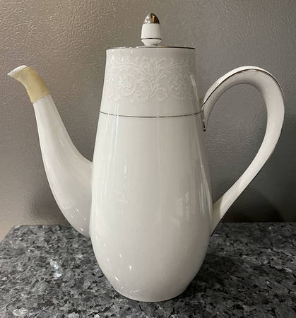 Fresco Coffee Pot & Lid