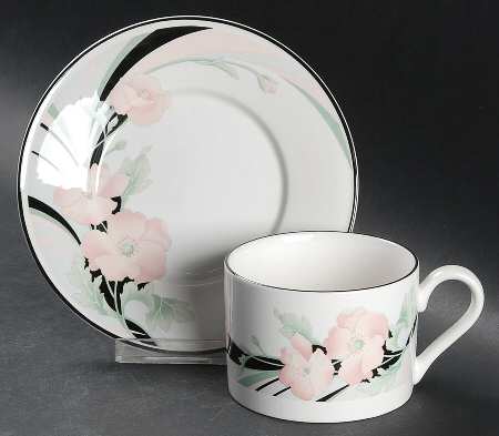 Jolie Flat Cup & Saucer Set