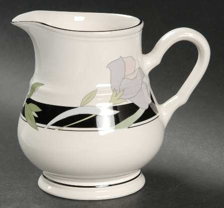 Overture Creamer