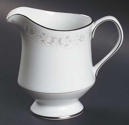Promenade Creamer by Sango