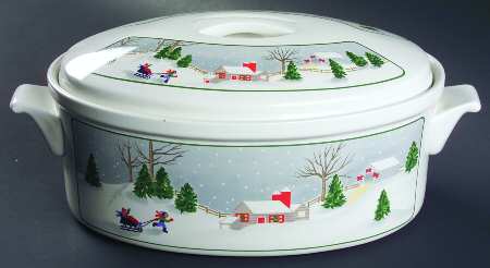 Silent Night 3 Quart Oval Covered Casserole