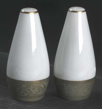 Versailles Salt & Pepper Set